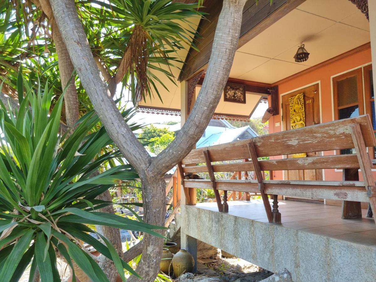 Hello Sichang Bungalow Ко Си Чанг Екстериор снимка