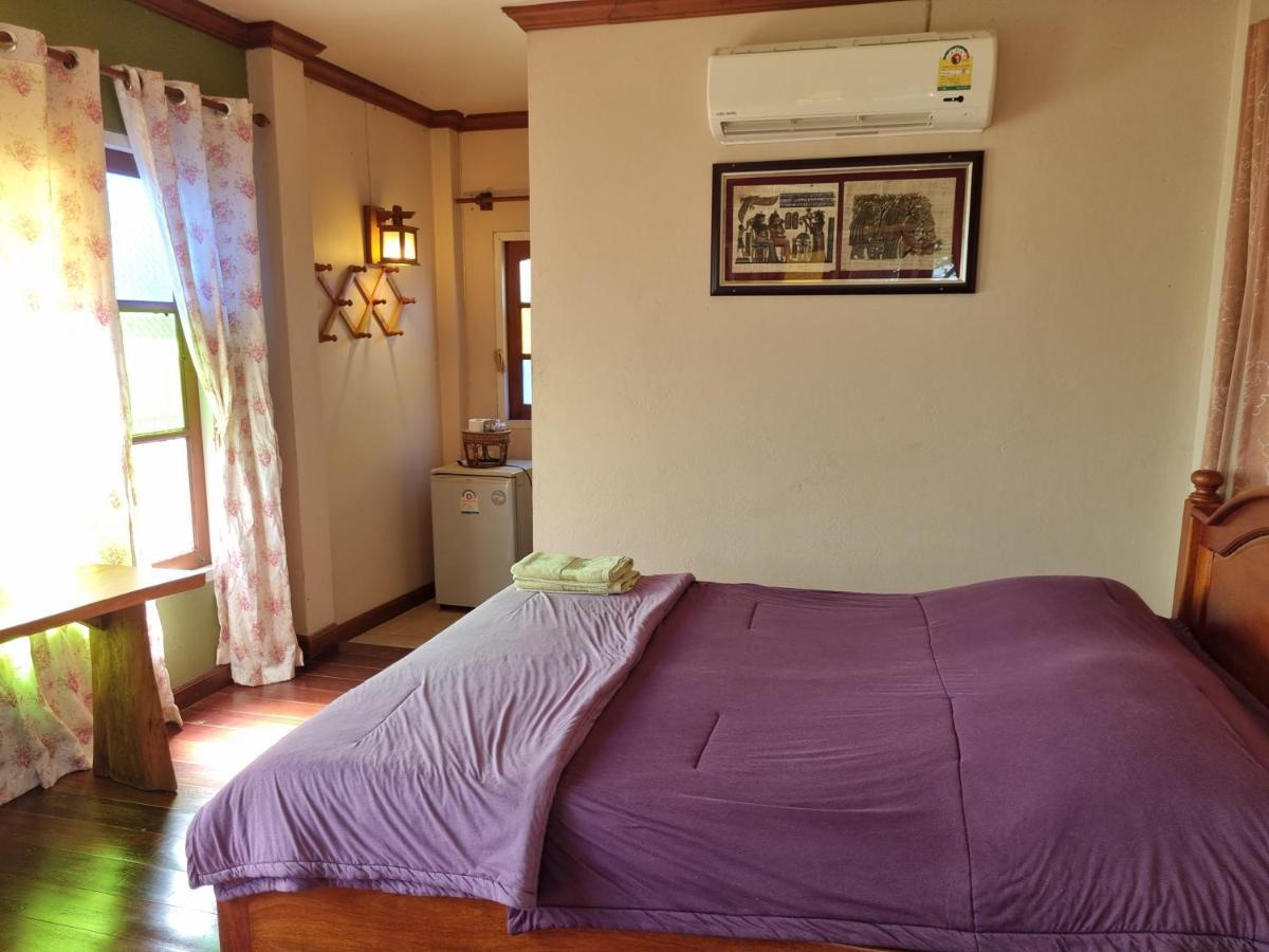 Hello Sichang Bungalow Ко Си Чанг Екстериор снимка