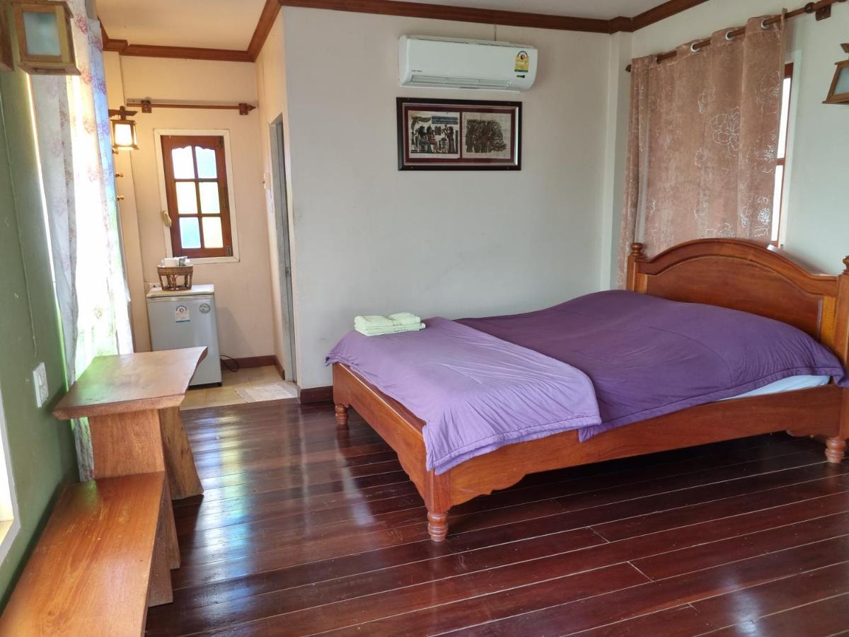 Hello Sichang Bungalow Ко Си Чанг Екстериор снимка