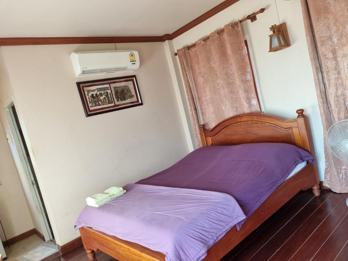 Hello Sichang Bungalow Ко Си Чанг Екстериор снимка