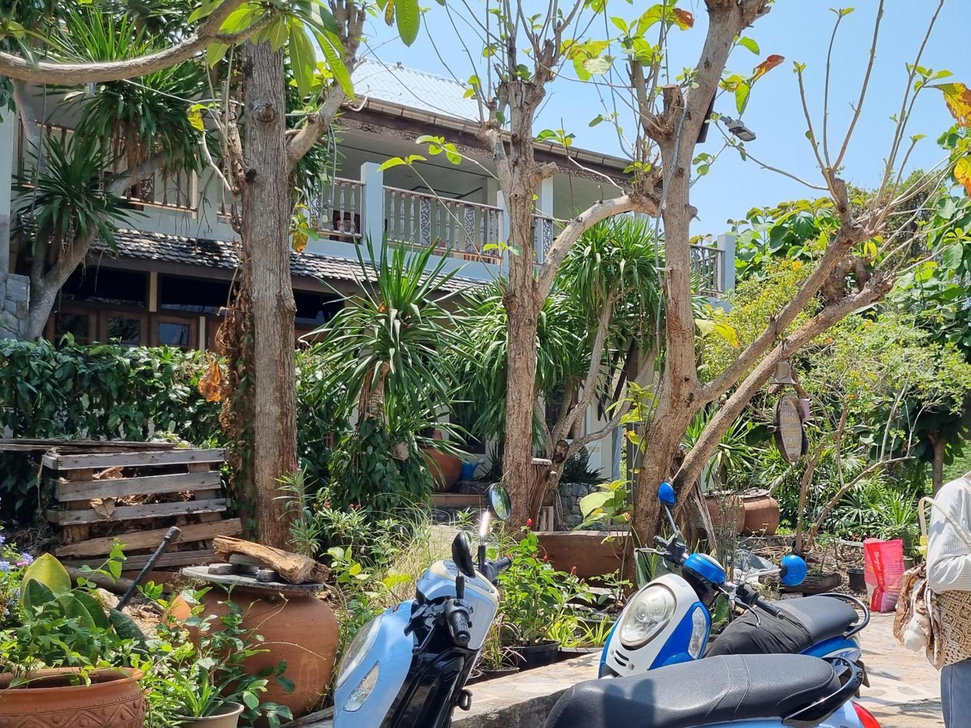 Hello Sichang Bungalow Ко Си Чанг Стая снимка