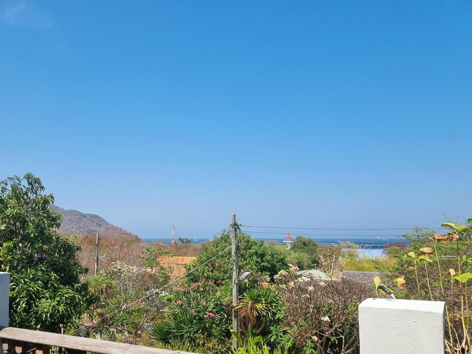Hello Sichang Bungalow Ко Си Чанг Стая снимка